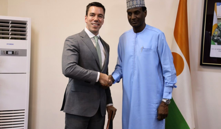 Le redéploiement diplomatique des états-unis au Sahel : Niamey, un pivot stratégique après Bamako et Ouagadougou