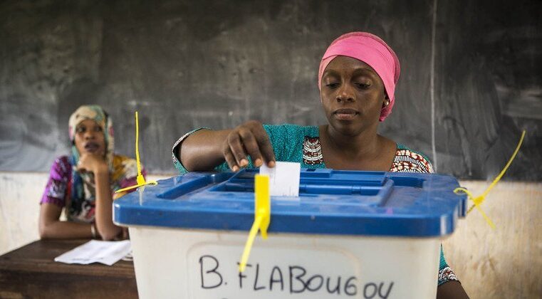 Mali : des experts onusiens alertent sur les restrictions des droits politiques