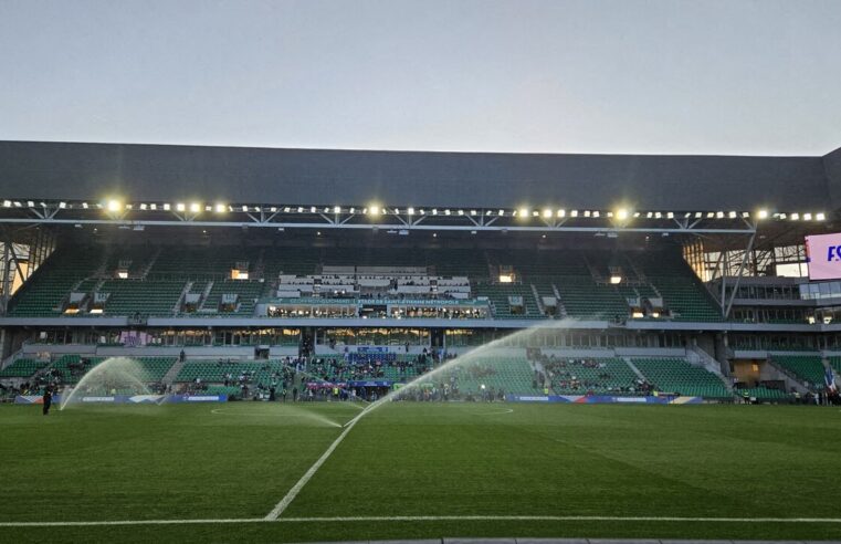 Duel décisif en Ligue 1 : l&rsquo;ASSE affronte Nice en barrage aller