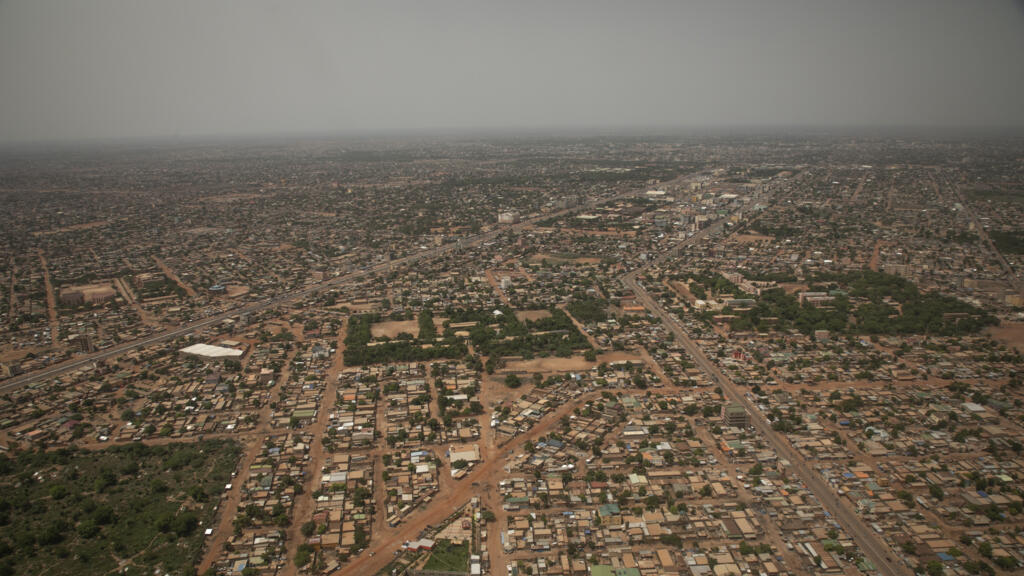 Arrestation d&rsquo;un imam au Burkina Faso : mobilisation des fidèles contre une loi controversée
