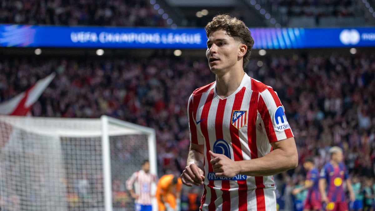 Transfert de Julian Alvarez : le FC Barcelone confirme son intérêt pour l&rsquo;attaquant argentin