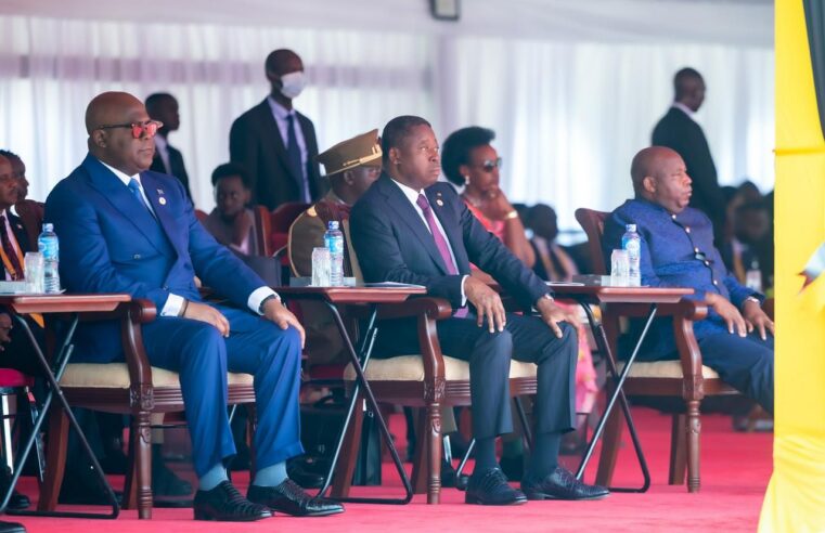 Faure Gnassingbé à Kampala : un soutien fort à Museveni et des échanges sur la paix en Afrique