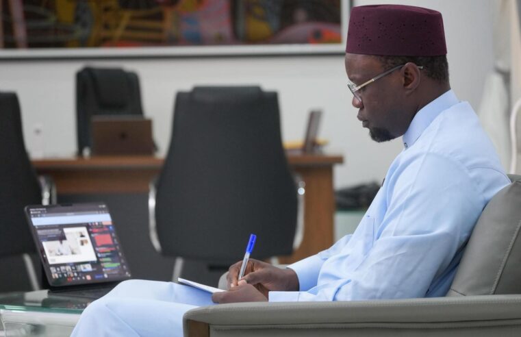Ousmane sonko réunit son équipe stratégique à Dakar