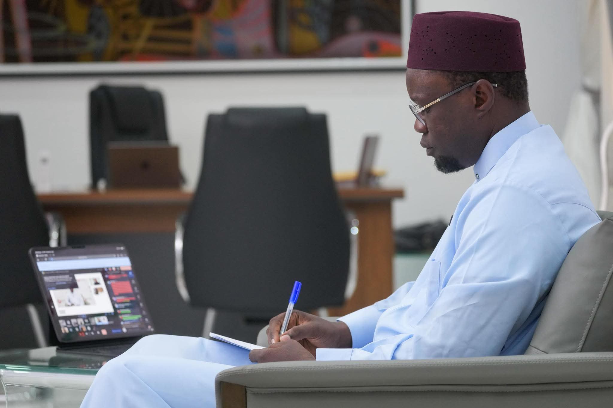Ousmane sonko réunit son équipe stratégique à Dakar