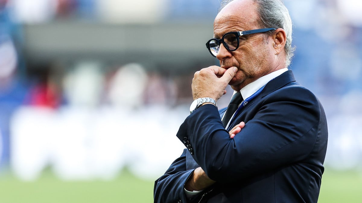 Le transfert de khvicha kvaratskhelia au psg : un coup de maître inoubliable