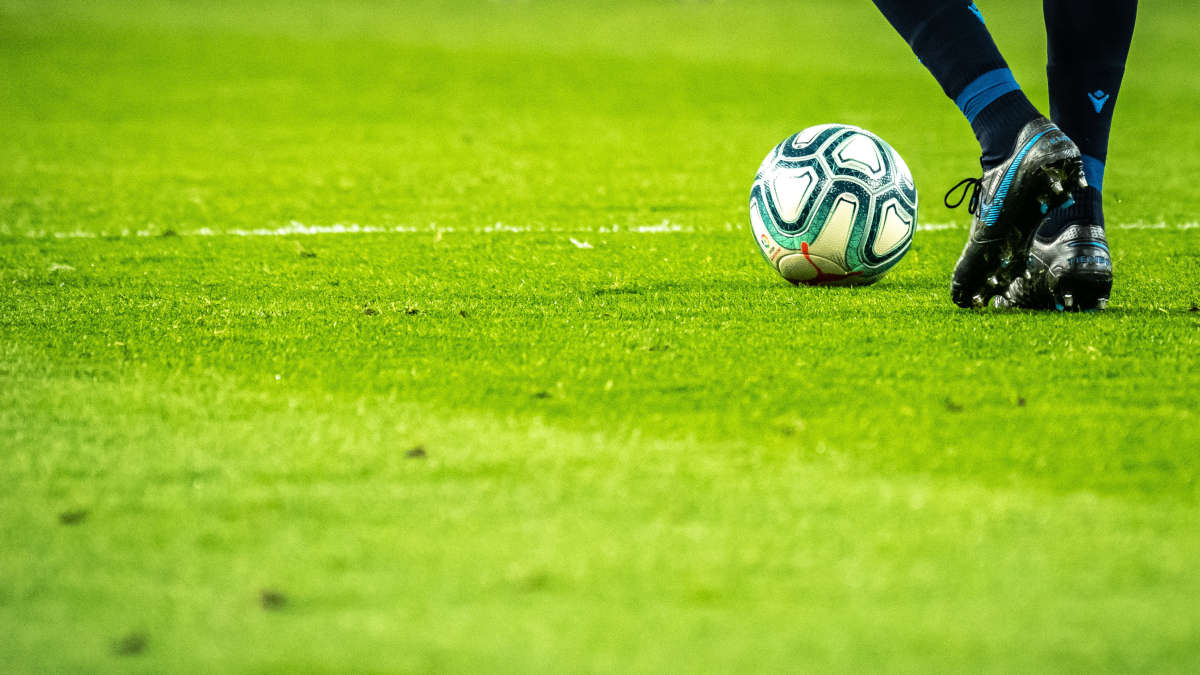 Arbitrage en football africain : ndala désigné pour la finale de la ligue des champions caf