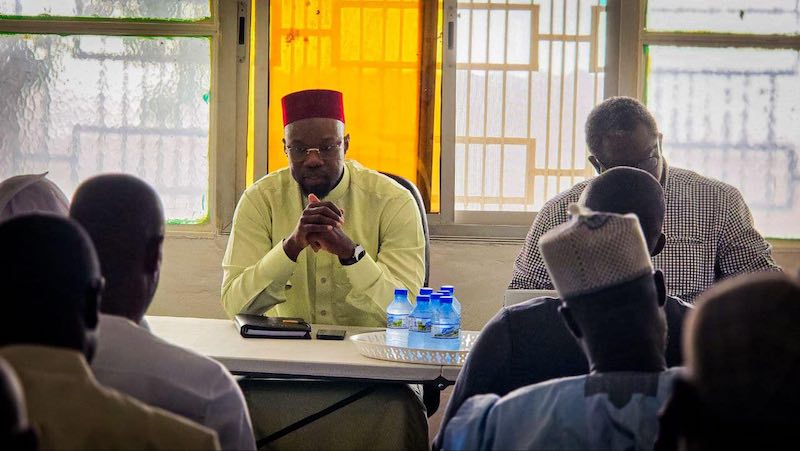 Ousmane Sonko réunit son équipe politique en urgence