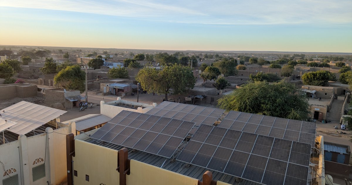 L&rsquo;énergie solaire illumine les soins de santé à l&rsquo;hôpital de Niafunké, Mali