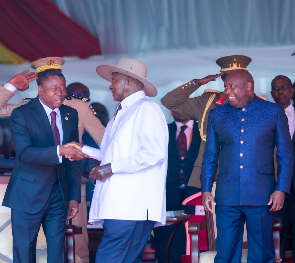 Faure Gnassingbé renforce les liens avec l&rsquo;Ouganda lors de l&rsquo;investiture de museveni