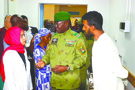 Le ministre de la Santé visite l&rsquo;Hôpital de l&rsquo;Amitié Niger-Türkiye pour soutenir le personnel