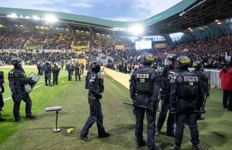 Incidents à la Beaujoire : la ministre des sports condamne les violences en Ligue 1