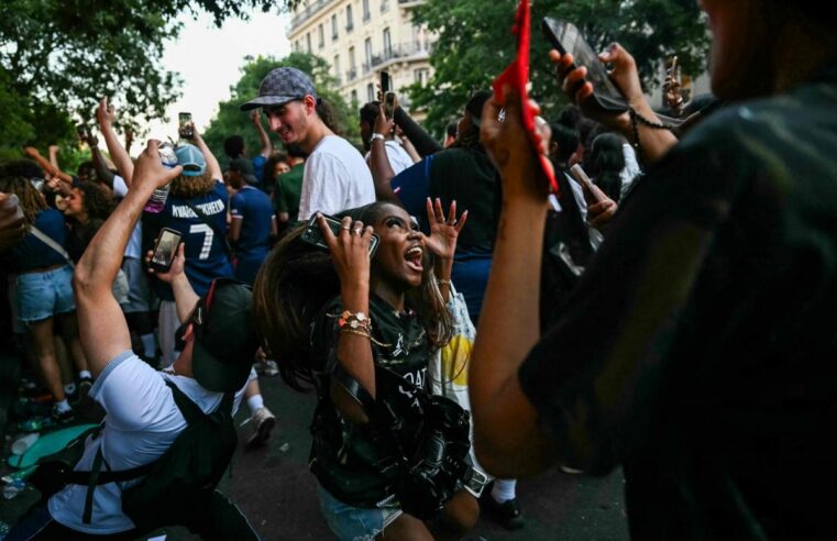 Paris s’embrase après le doublé historique du psg en ligue des champions