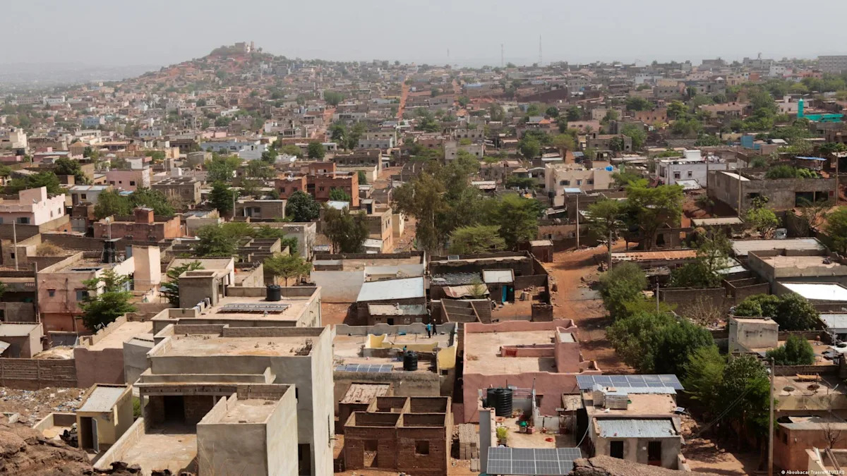Blocus routier à Bamako : les voyageurs bloqués au Mali