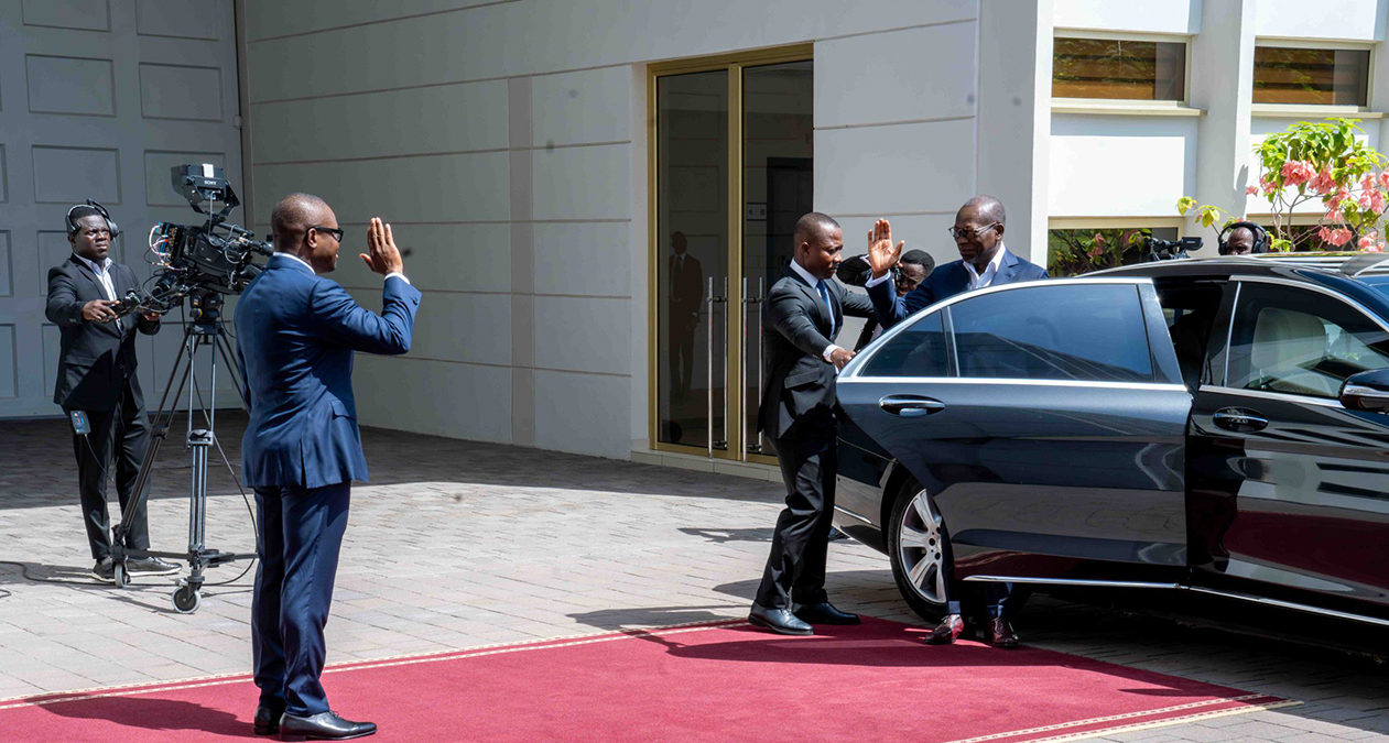 Bénin : romuald wadagni officiellement investi président, talon quitte le pouvoir