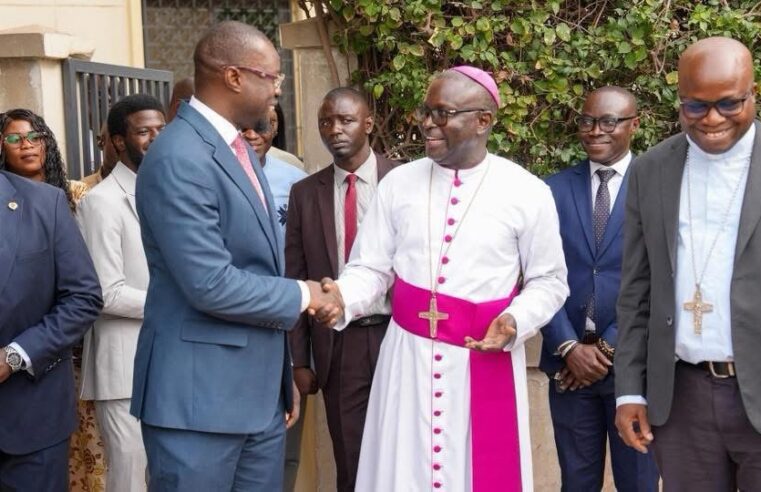 Ousmane Sonko en visite de courtoisie avant le pèlerinage de Popenguine