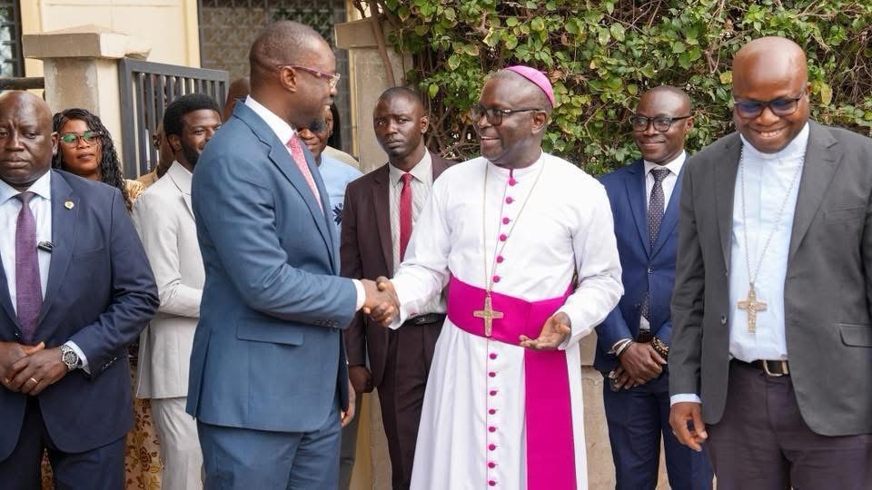 Ousmane Sonko en visite de courtoisie avant le pèlerinage de Popenguine