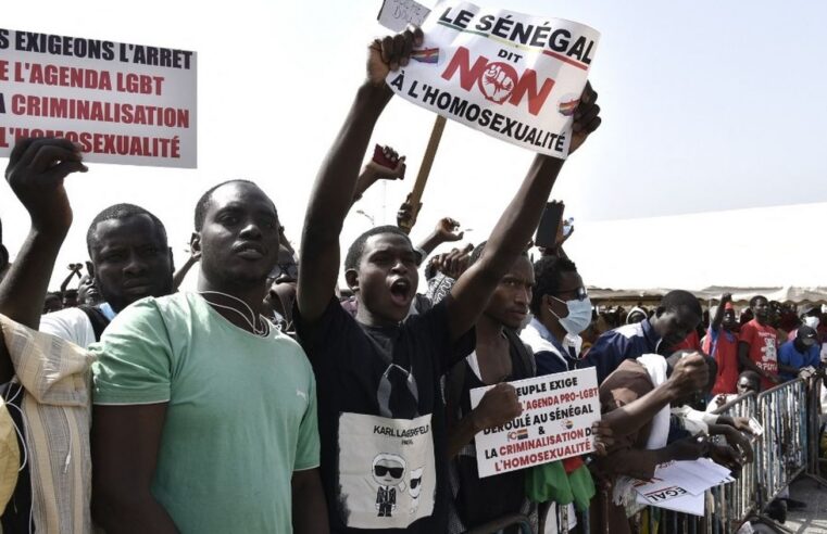 Soutien aux personnes lgbt+ au Sénégal : la France face à son devoir d&rsquo;accueil