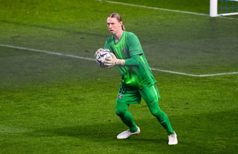 Psg envisage un transfert à 60m€ pour remplacer safonov avant la coupe du monde