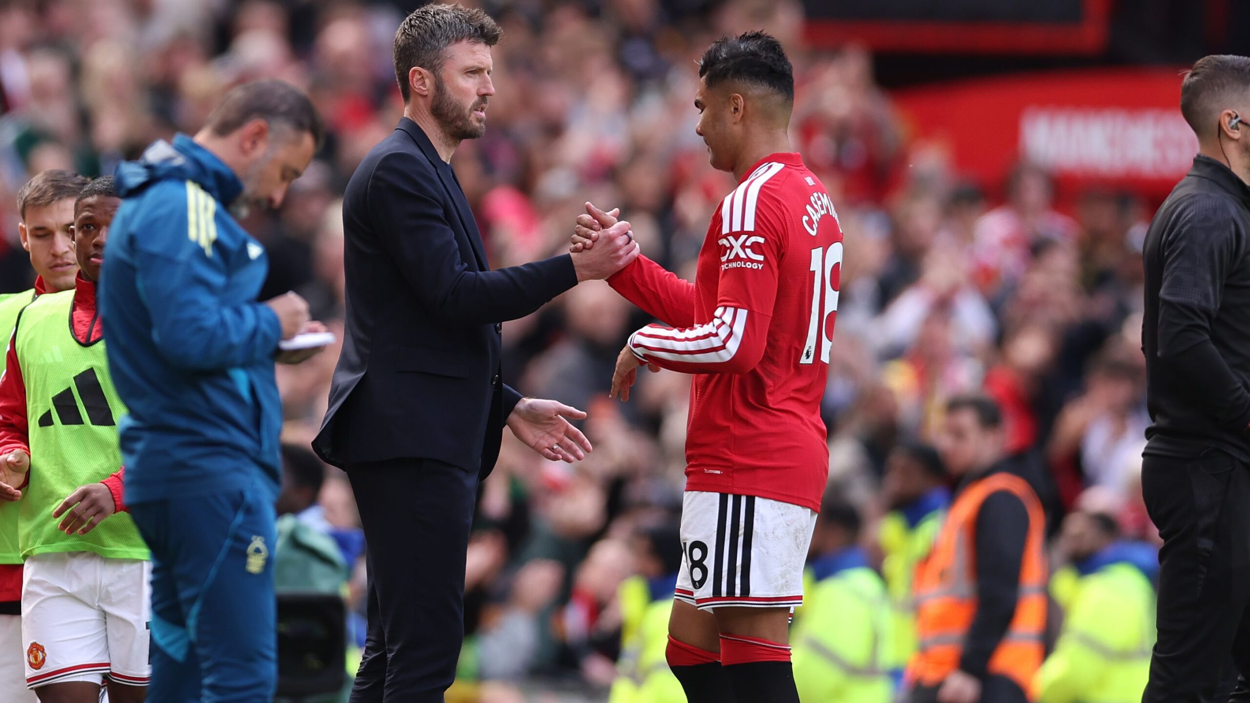 Casemiro quitte manchester united après ses adieux à old trafford
