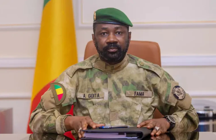 Le président Goïta redéfinit la menace sécuritaire au Mali, incluant médias et pressions extérieures