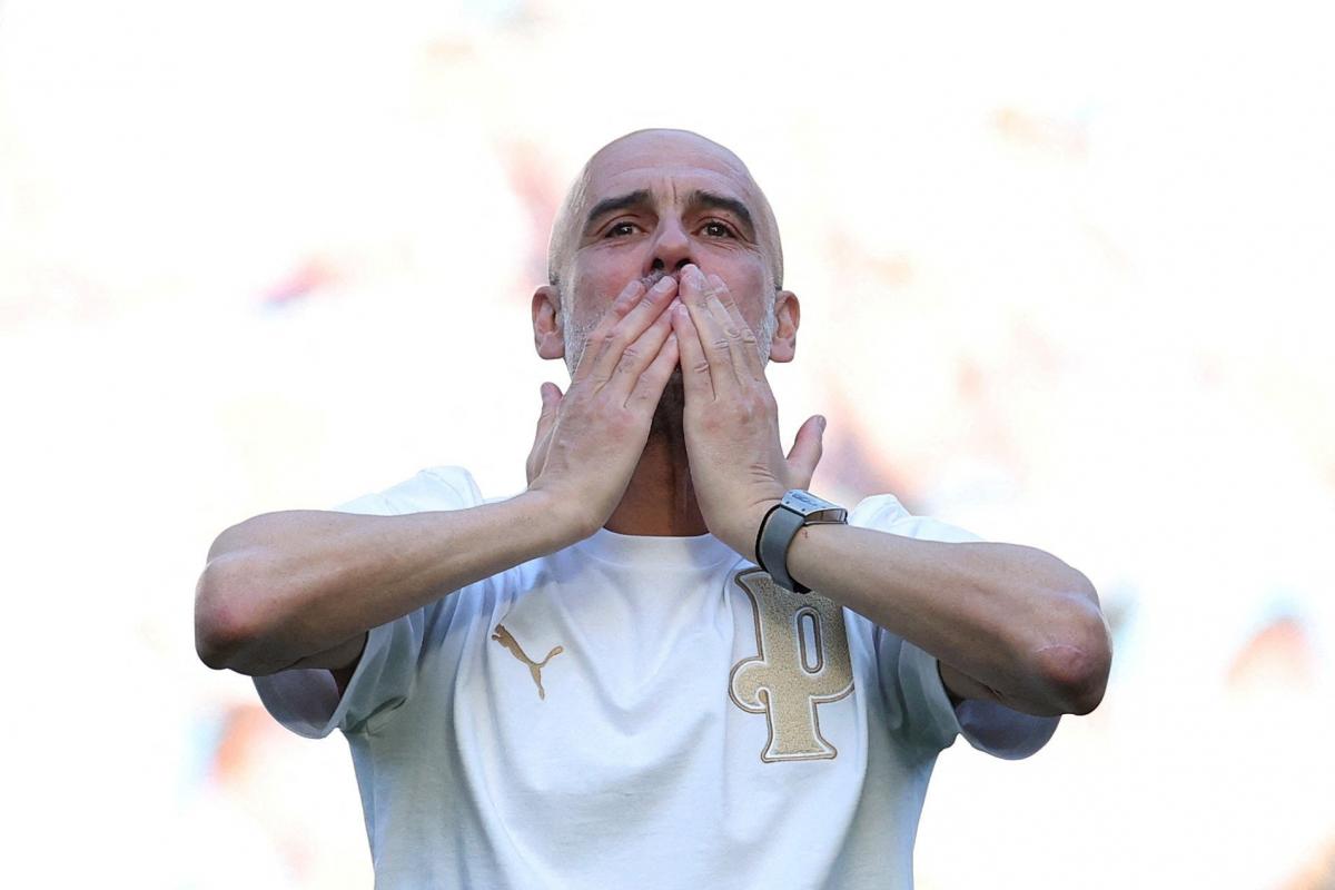 Les larmes de Pep Guardiola lors de son adieu à Manchester City