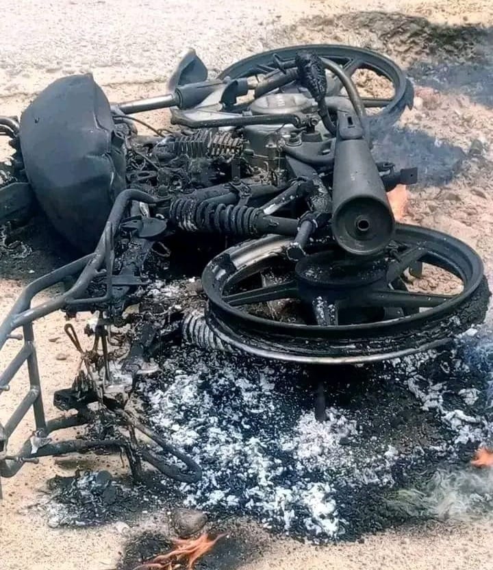 Accident mortel à koundoul : un motard brûlé vif après un choc avec un camion