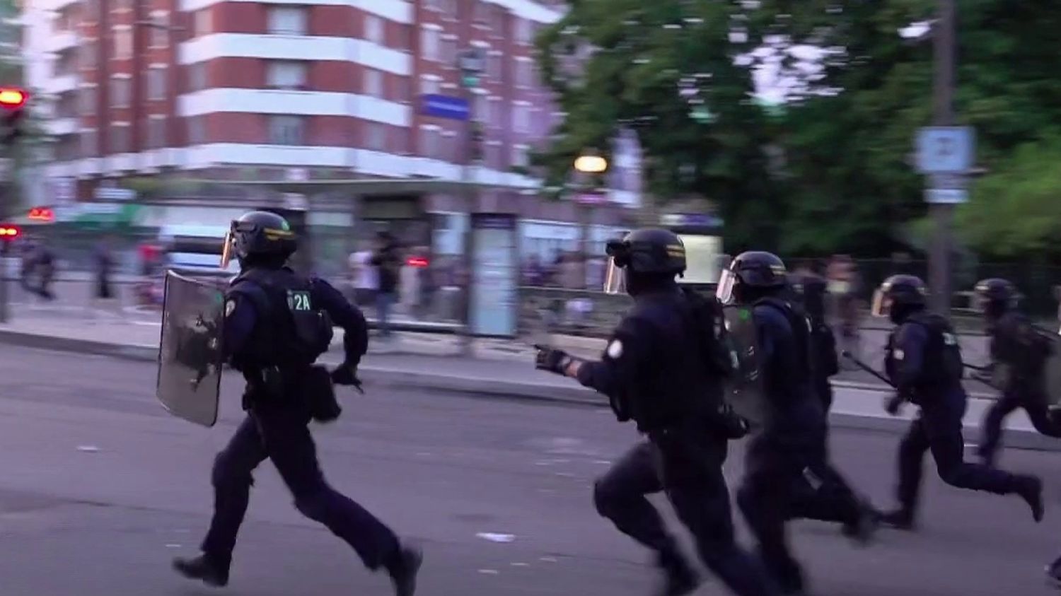 Explosion de violences après le triomphe historique du psg en ligue des champions