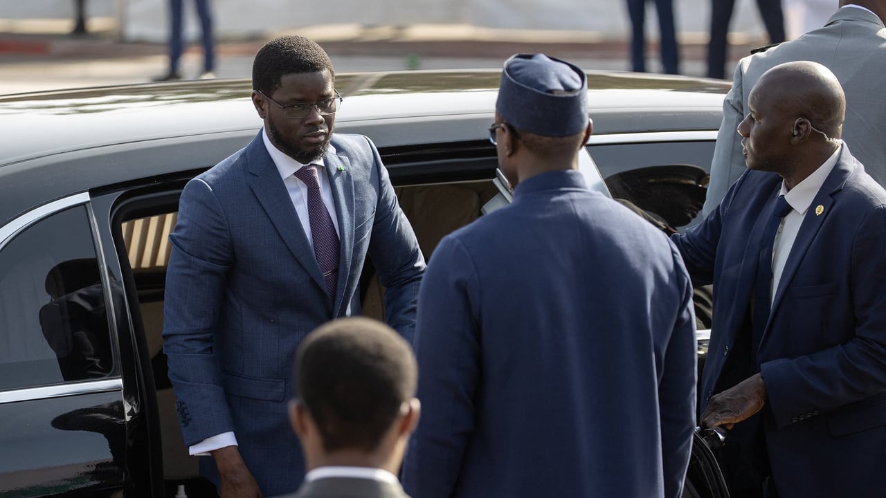 Bassirou Diomaye Faye et Ousmane Sonko : une danse politique au Sénégal