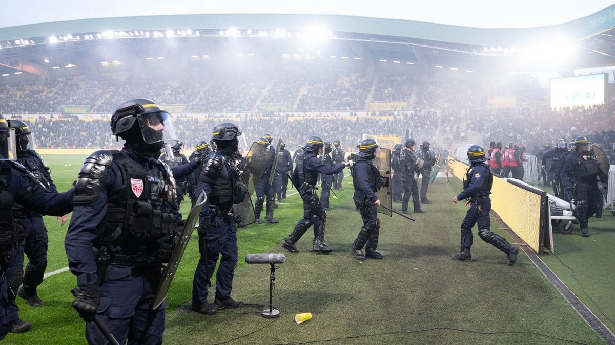 Nantes toulouse : après l&rsquo;envahissement du terrain, quelles sanctions pour la LFP ?