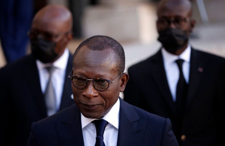 Tentative de coup d’État au Bénin : la présidence maintient son autorité