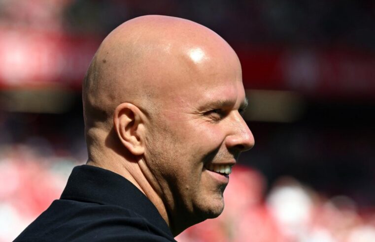 Arne Slot dresse le bilan de la saison de Liverpool et les adieux émouvants à Anfield