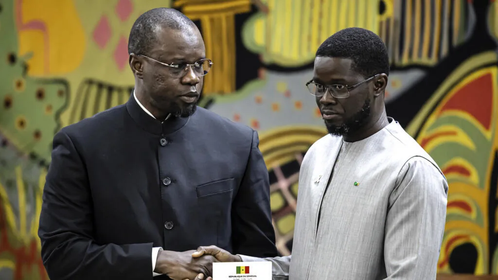 Le président Diomaye Faye lors d'une réunion officielle