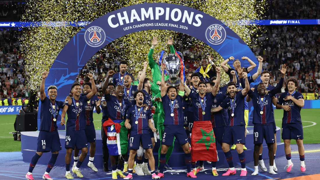 Les joueurs du PSG célèbrent leur deuxième victoire consécutive en Ligue des Champions