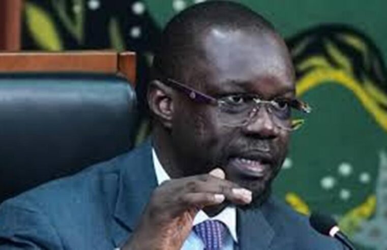 Révision constitutionnelle au Sénégal : Sonko presse Diomaye de promulguer la loi