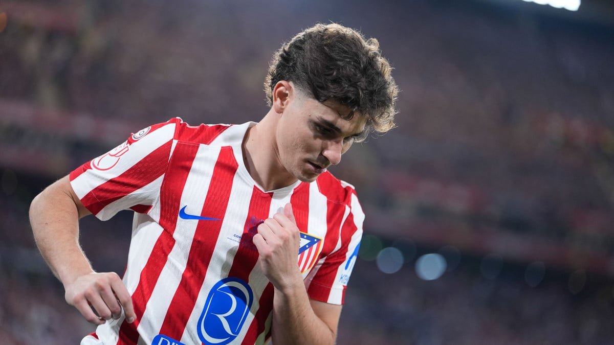 Julian Alvarez au cœur du mercato: le FC Barcelone attend un signe fort de l&rsquo;attaquant