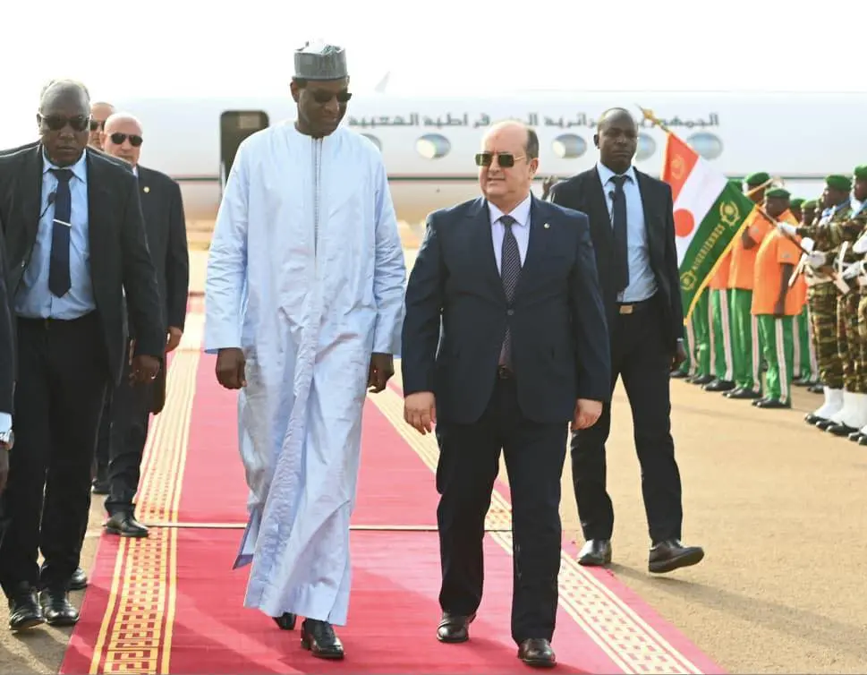 Alger Premier ministre en mission diplomatique au Niger