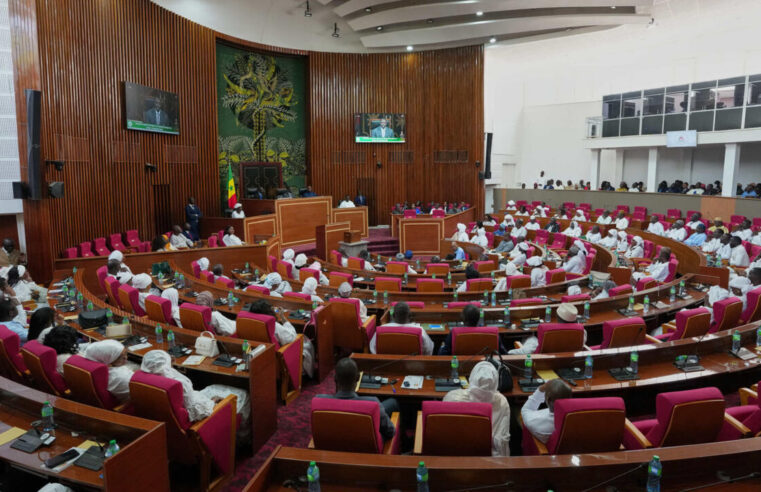 Sénégal : le gouvernement Lô prend ses fonctions, le PASTEF s&rsquo;abstient