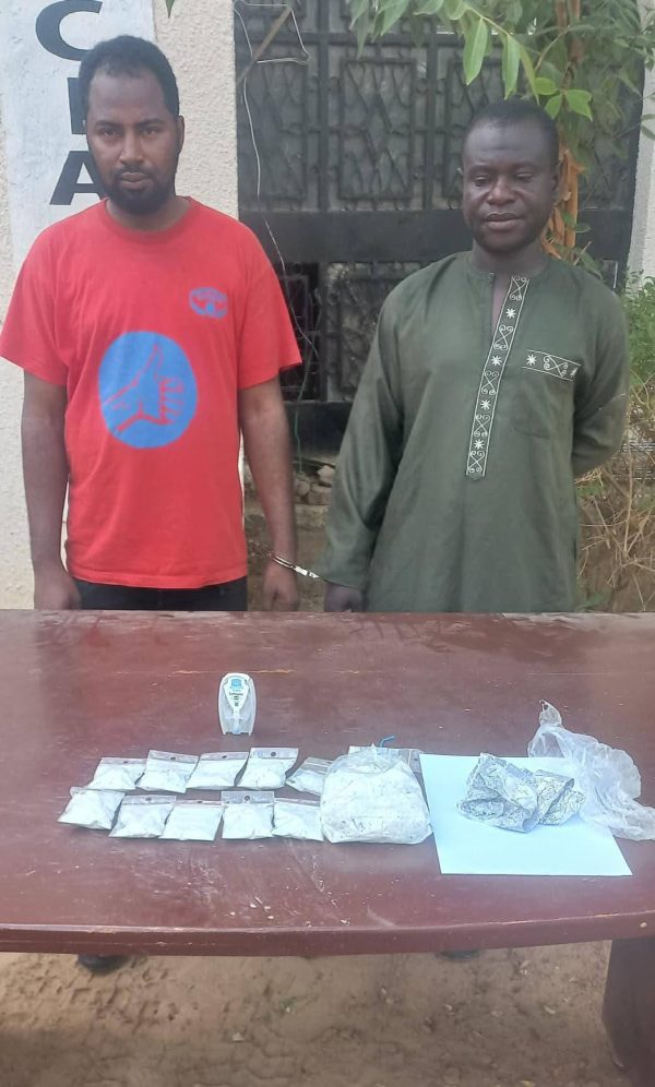 Zinder : 920 grammes de cocaïne saisis dans des balles de fripes