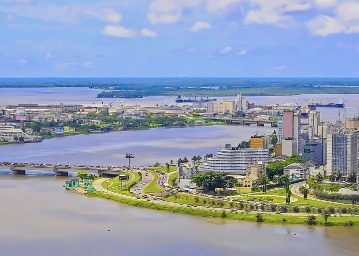 La Côte d&rsquo;Ivoire, moteur économique incontournable de l&rsquo;UEMOA face aux pays de l&rsquo;AES