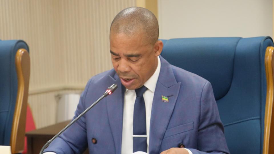 Gabon : vers une régulation inédite des réseaux sociaux