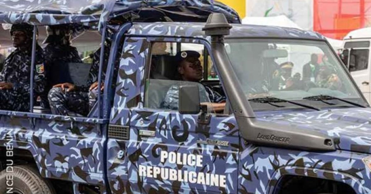 Bénin : un convoi de 24 migrants nigérians intercepté à Kassouala, un passeur présumé arrêté