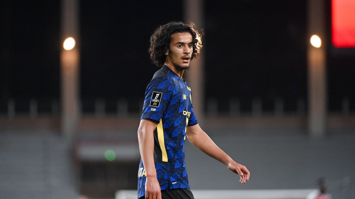La préférence d&rsquo;Ayyoub Bouaddi entre le PSG et Arsenal dévoilée