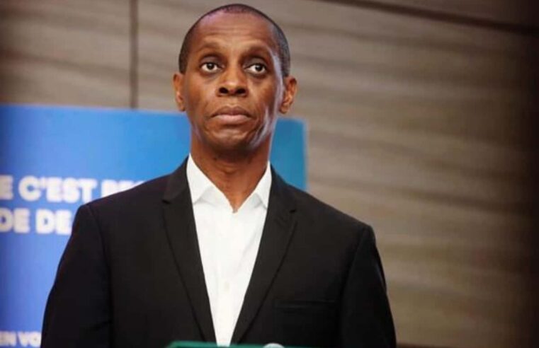 Le Bénin mise sur claudy siar pour promouvoir sa culture