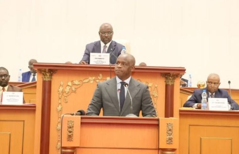 Gabon : un débat parlementaire sous haute tension