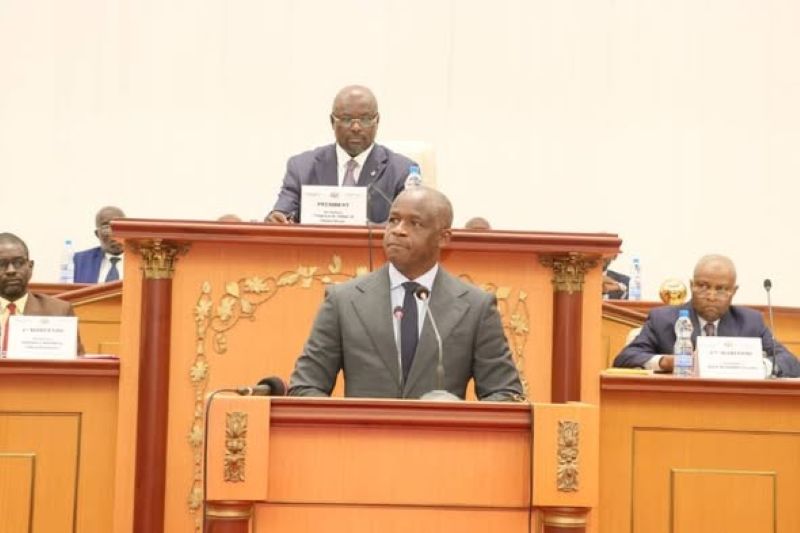 Gabon : un débat parlementaire sous haute tension