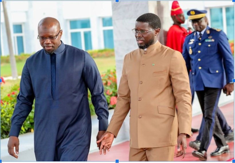 Après la révision constitutionnelle au Sénégal, tension entre Sonko et Faye