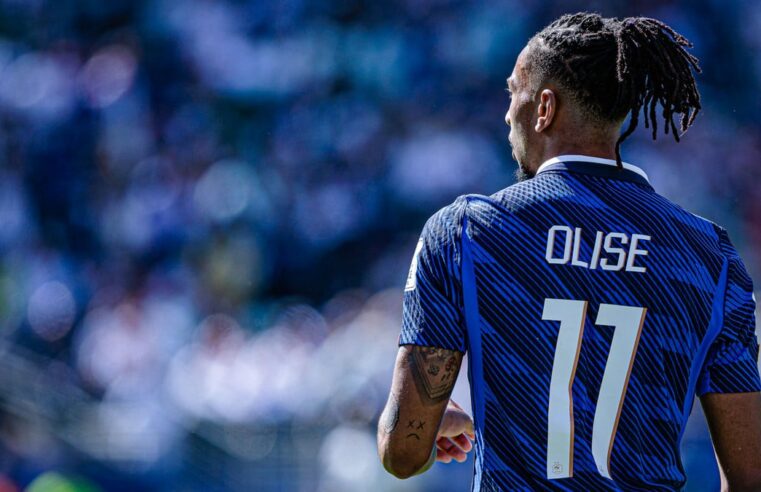 L&rsquo;avenir de michael olise : entre les géants européens et le conseil de deschamps