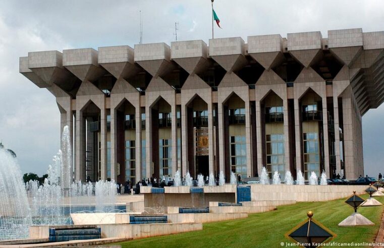Cameroun : l&rsquo;état centralise la fiscalité locale et suscite des débats
