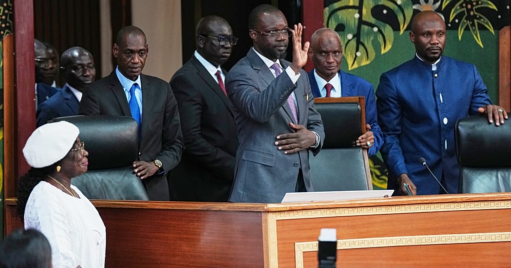 Sénégal : Ousmane Sonko réélu à la tête du Pastef et lance un avertissement à ses opposants