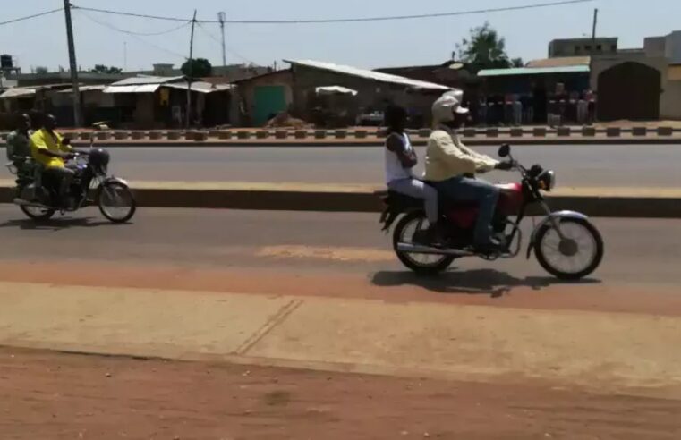 Kétou : les conducteurs de taxi-moto devront porter l&rsquo;uniforme dès juillet 2026
